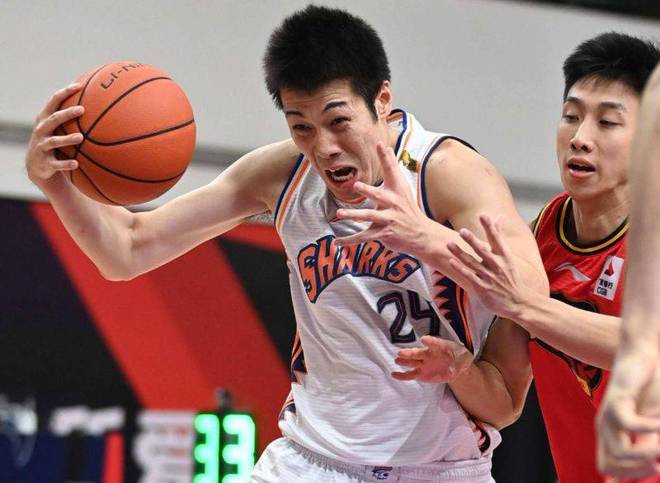 上海队在新一轮比赛中展现出惊人实力 上海队在新一轮比赛中展现出惊人实力