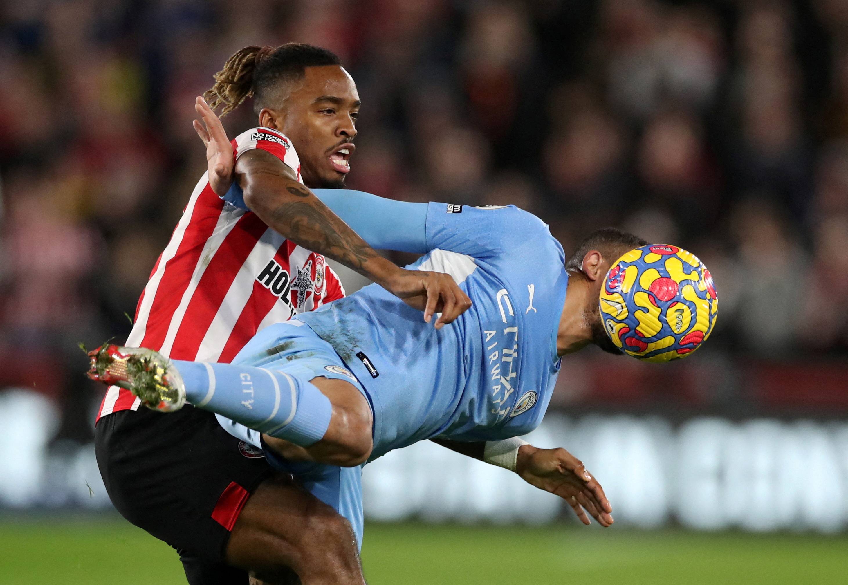 埃弗顿客场抢分,主教练获得掌声 埃弗顿客场抢分,主教练获得掌声