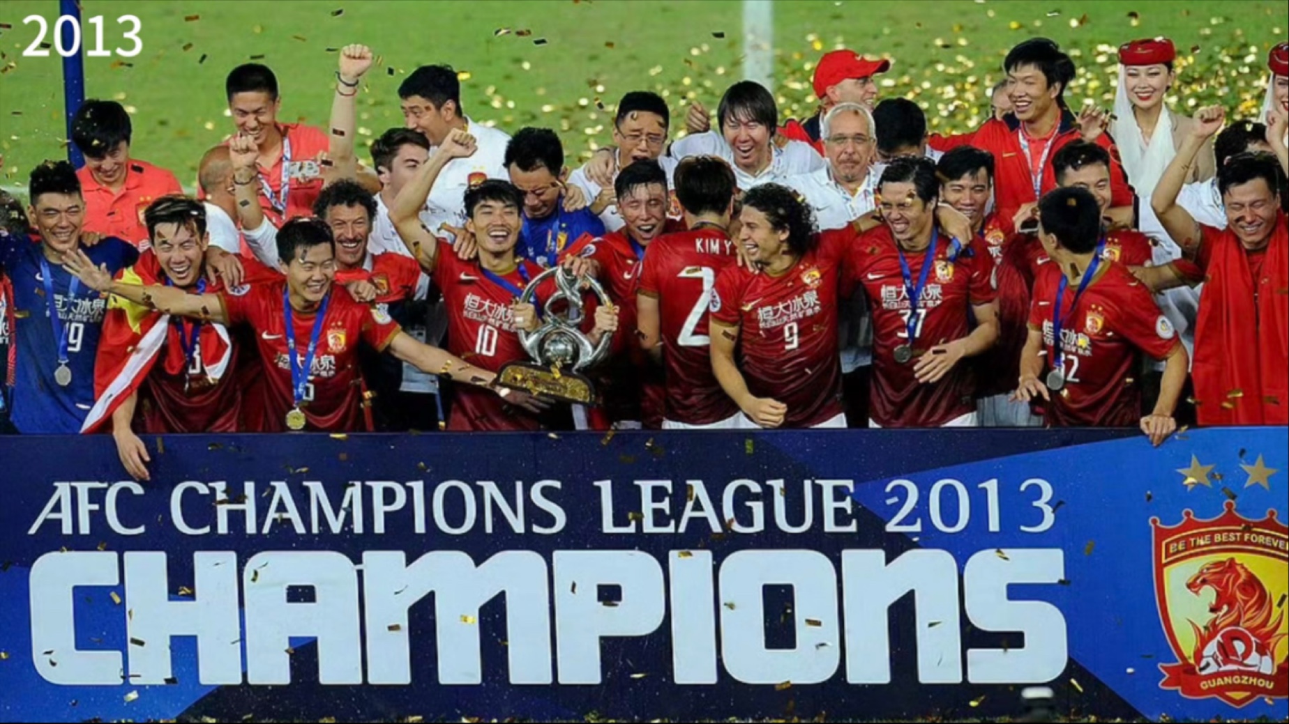 九游娱乐入口-广州队球员在比赛中表现稳定,取得胜利