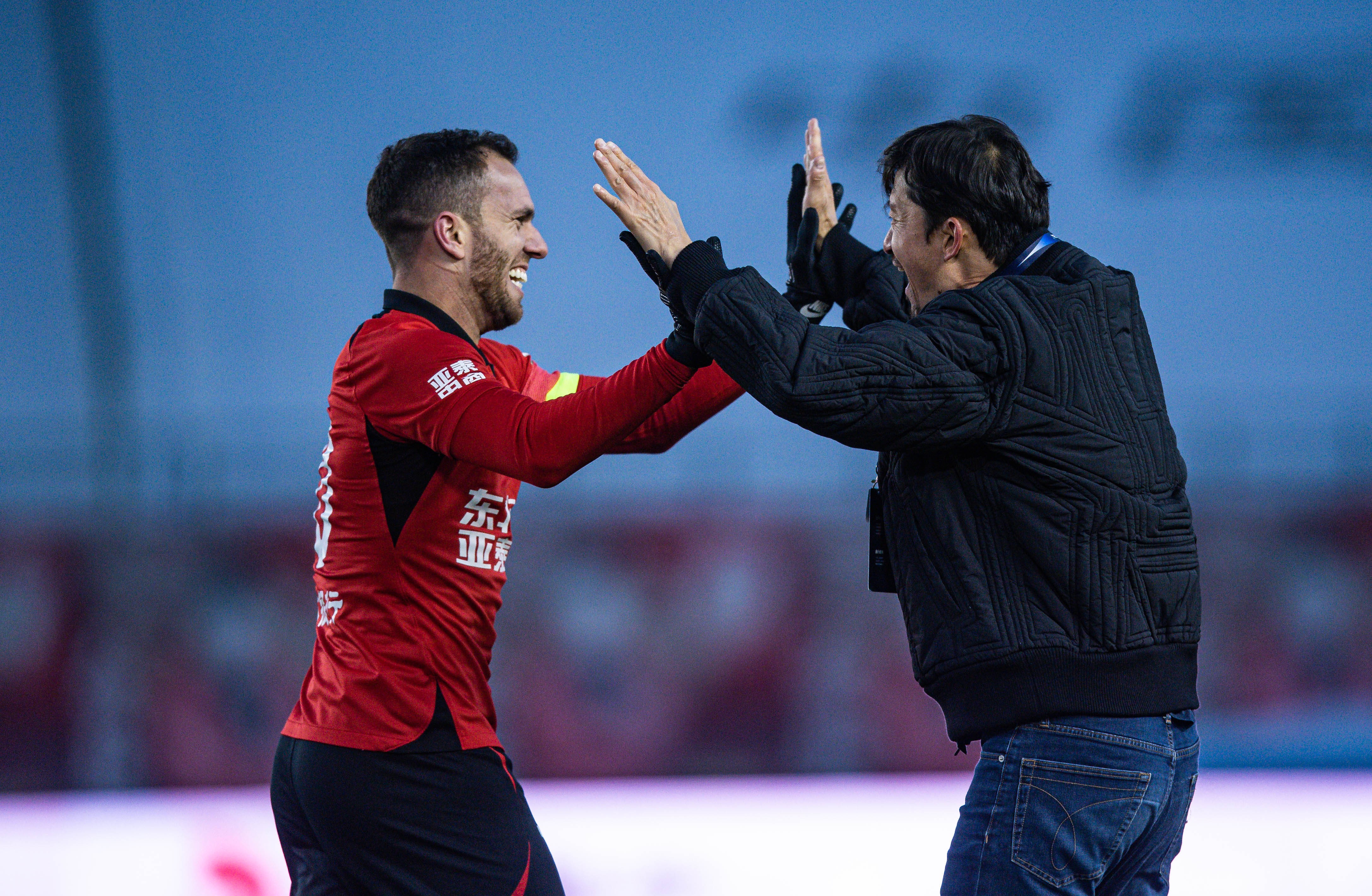 凭借默契!一传一射球队获得胜利的简单介绍 凭借默契!一传一射球队获得胜利的简单介绍