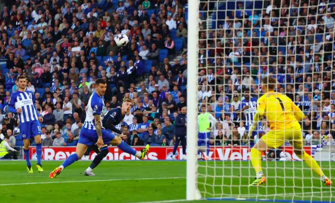 包含曼联客场战胜对手,保持榜首位置不动的词条 包含曼联客场战胜对手,保持榜首位置不动的词条