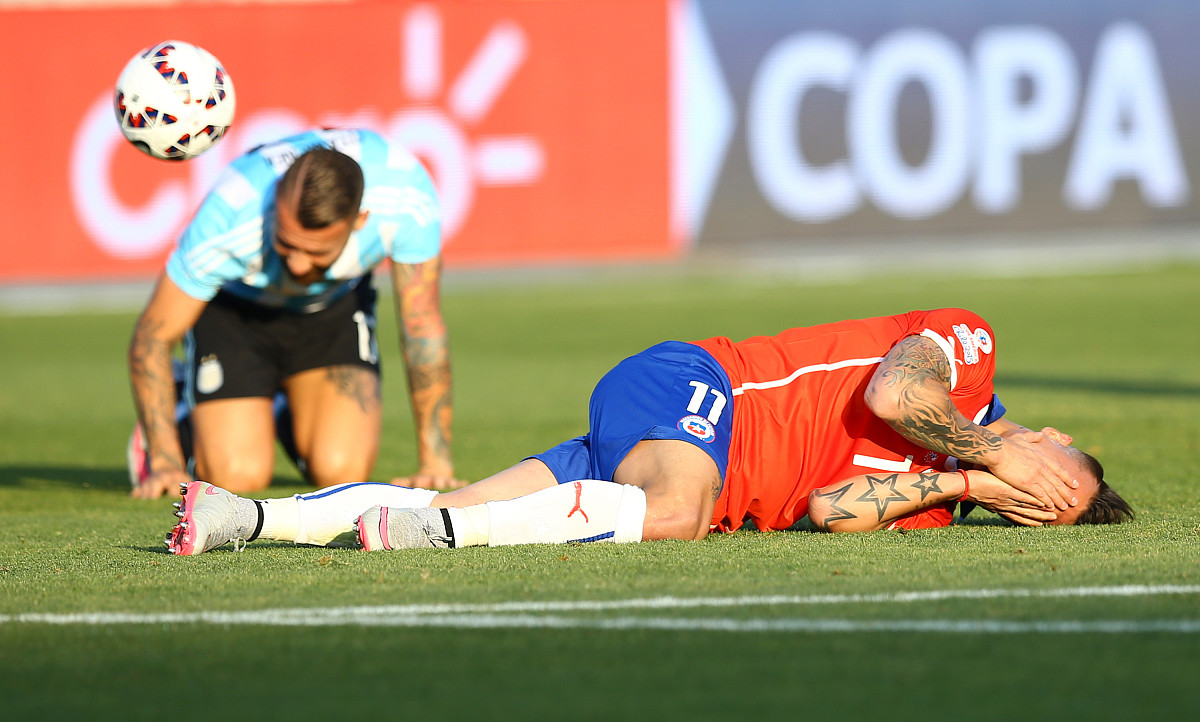 九游体育官方入口-瑞典后卫表现失常,小组赛犯错频频的简单介绍