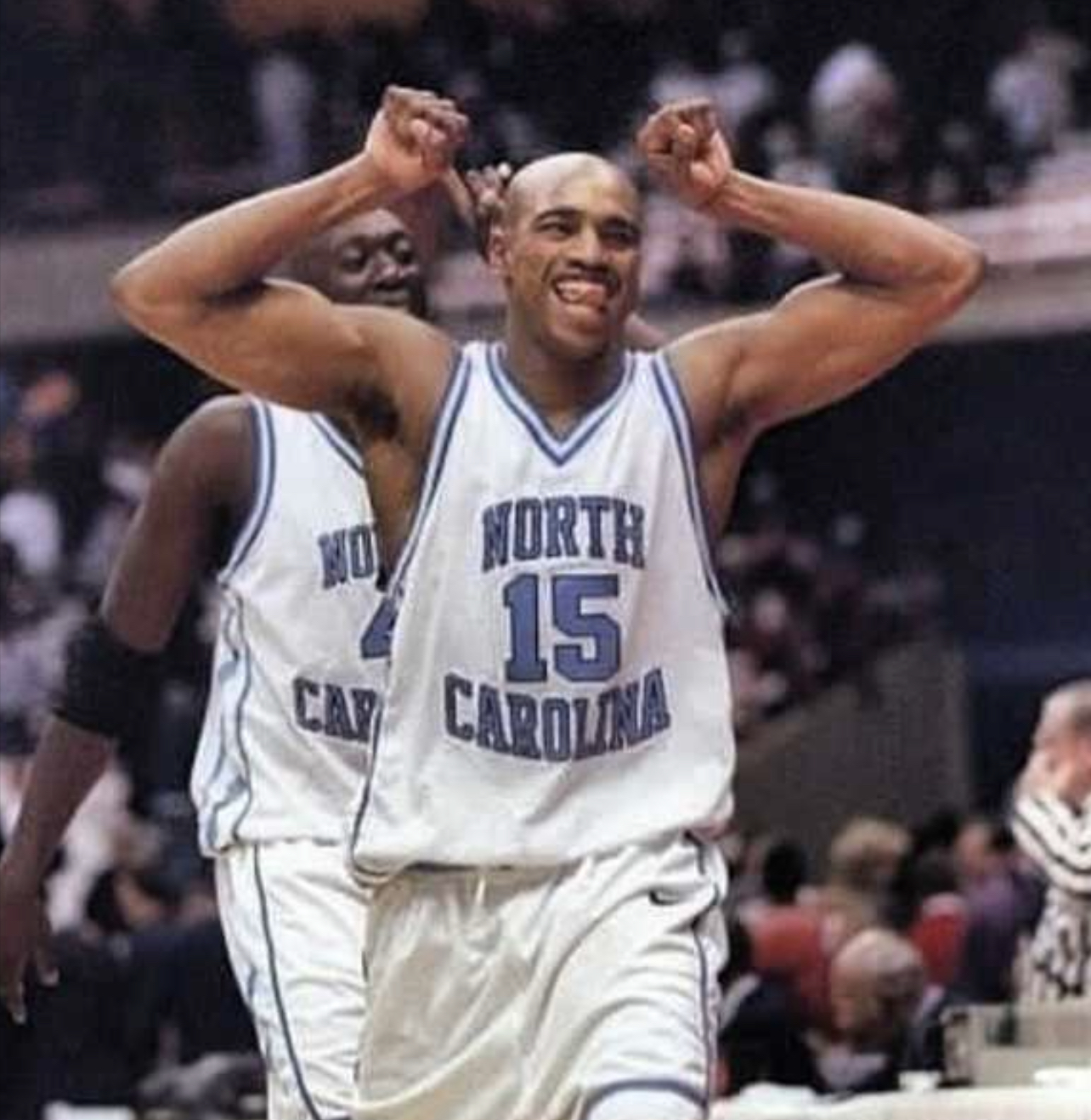 关于小猛龙文斯卡特表现抢眼,助球队取胜的信息 关于小猛龙文斯卡特表现抢眼,助球队取胜的信息