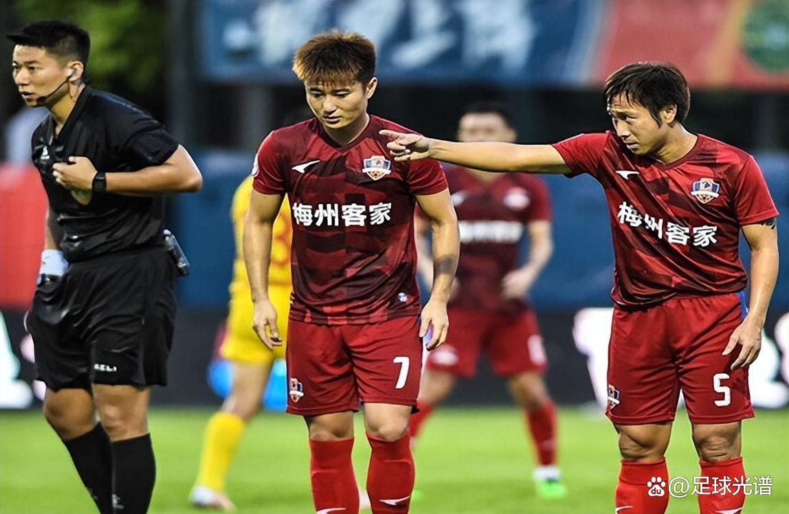 九游体育-中超球队集结备战,为新赛季冠军加油的简单介绍