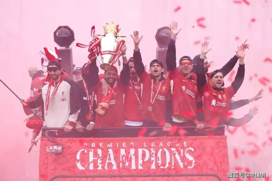 利物浦中场球员意外受伤,下场比赛存疑 利物浦中场球员意外受伤,下场比赛存疑