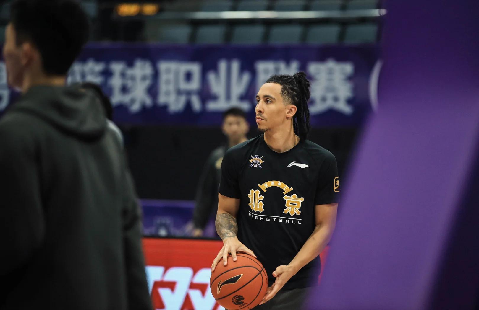 九游娱乐-外援助攻频繁,球队实力再上新台阶