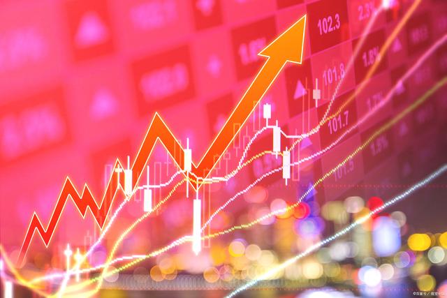 关于法兰克福继续高歌猛进，追赶前四名的信息