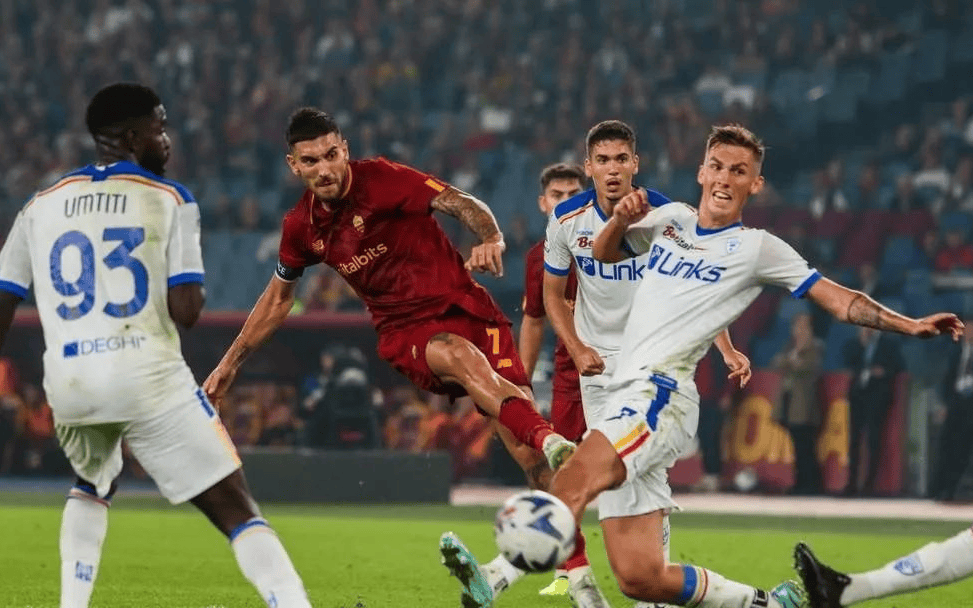 九游体育-罗马队主场不敌克罗托内,状态低迷的简单介绍