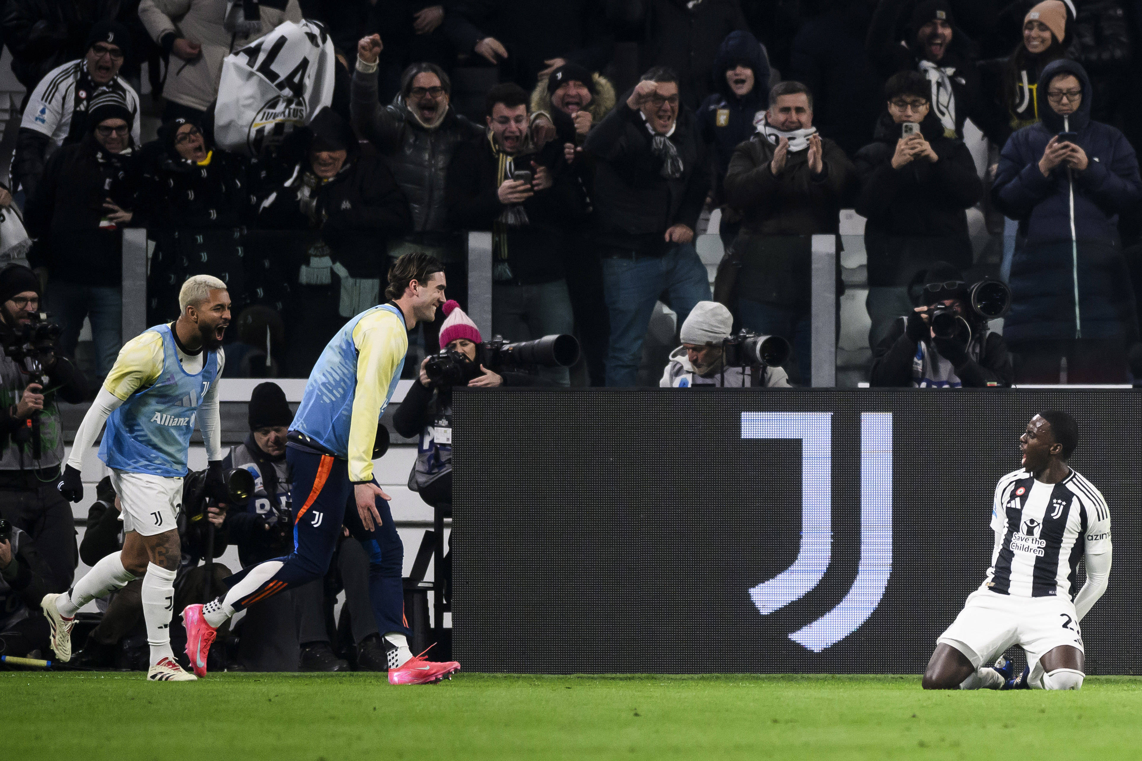 尤文图斯主场连胜,继续领跑意甲积分榜 尤文图斯主场连胜,继续领跑意甲积分榜