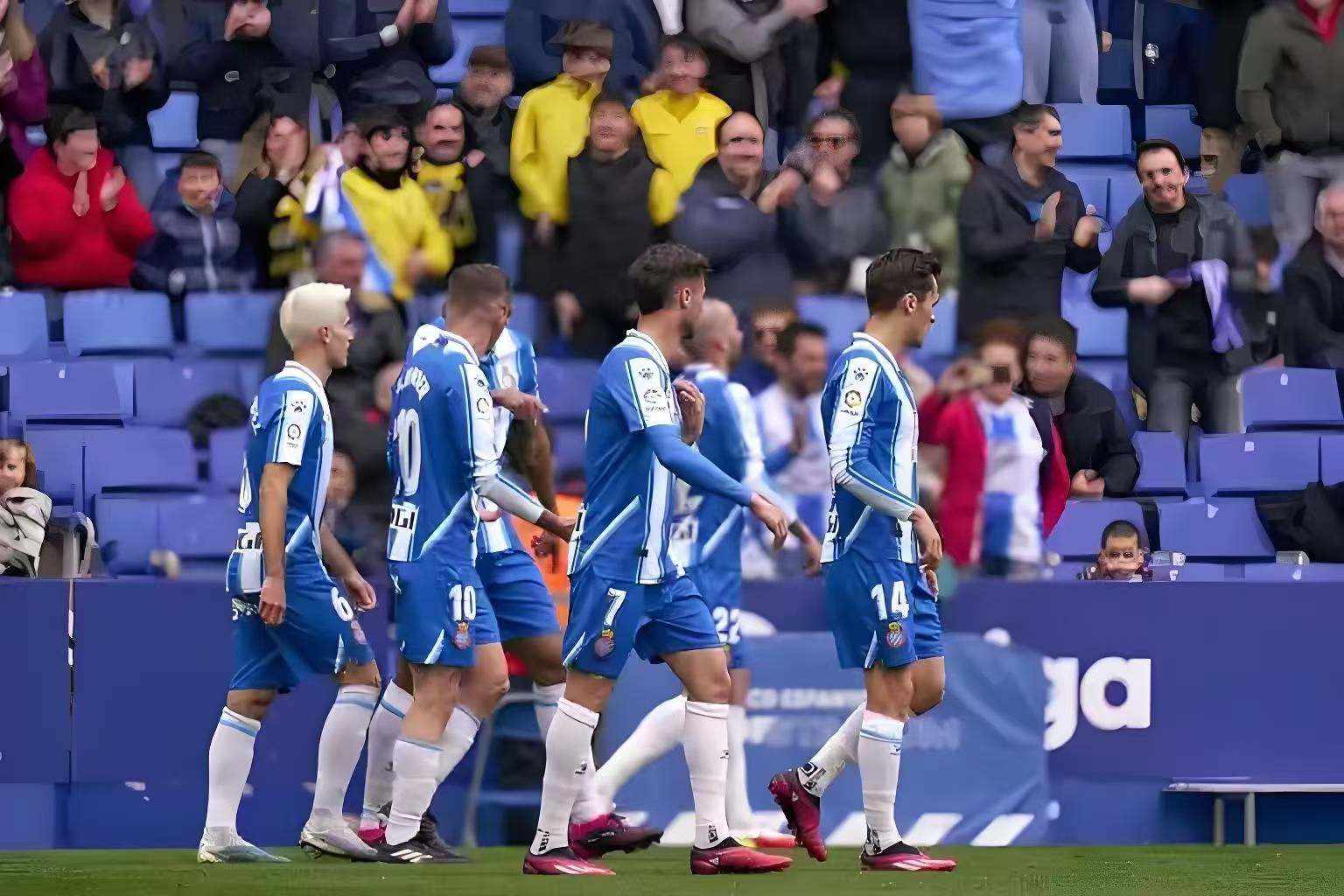 波黑战胜克罗地亚，欧国联小组出线机会增大