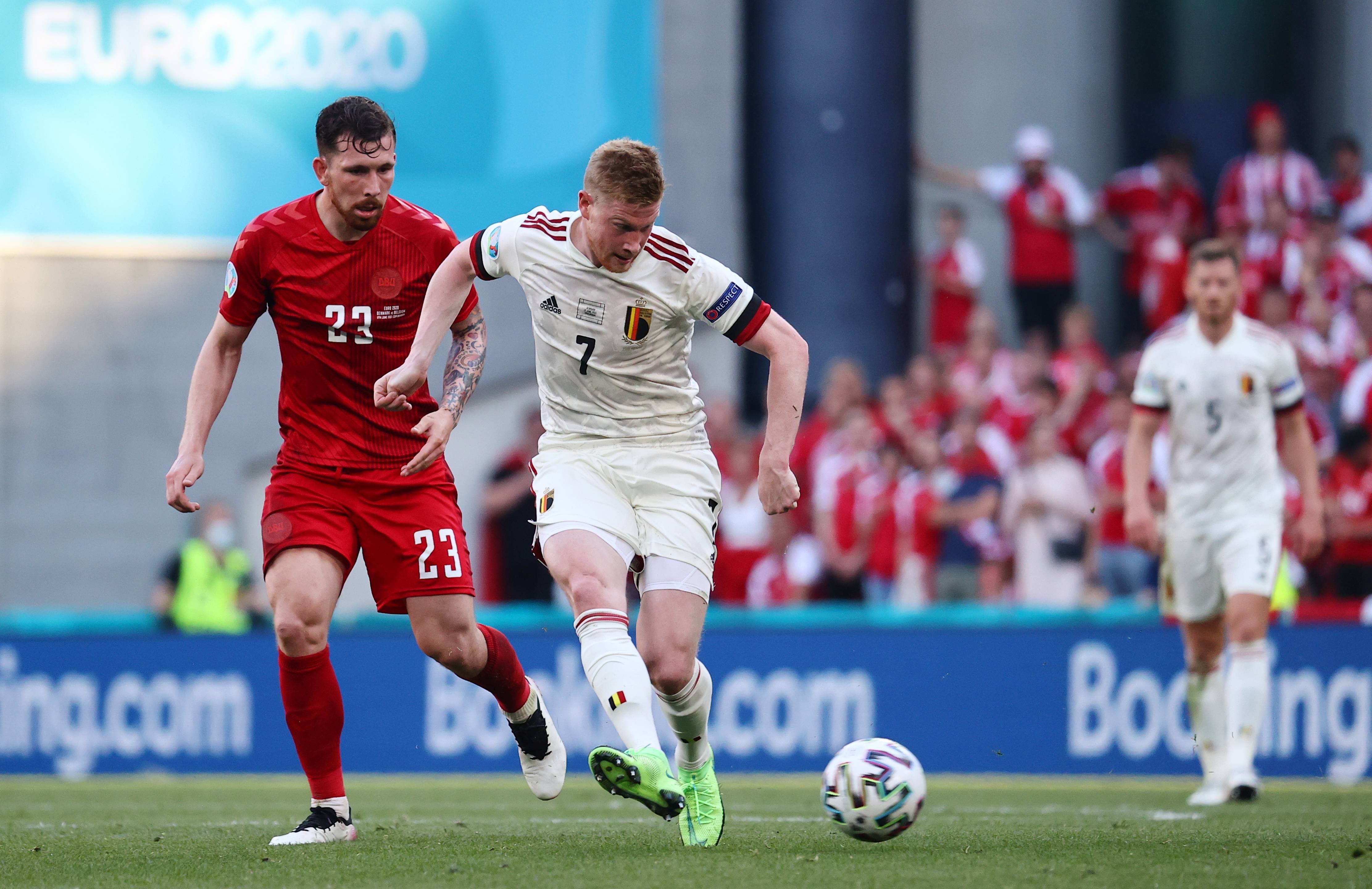 九游娱乐网站-捷克力克斯洛伐克，争夺强席位的简单介绍