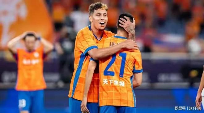 领头球员状态火爆，整队备赛神秘火热