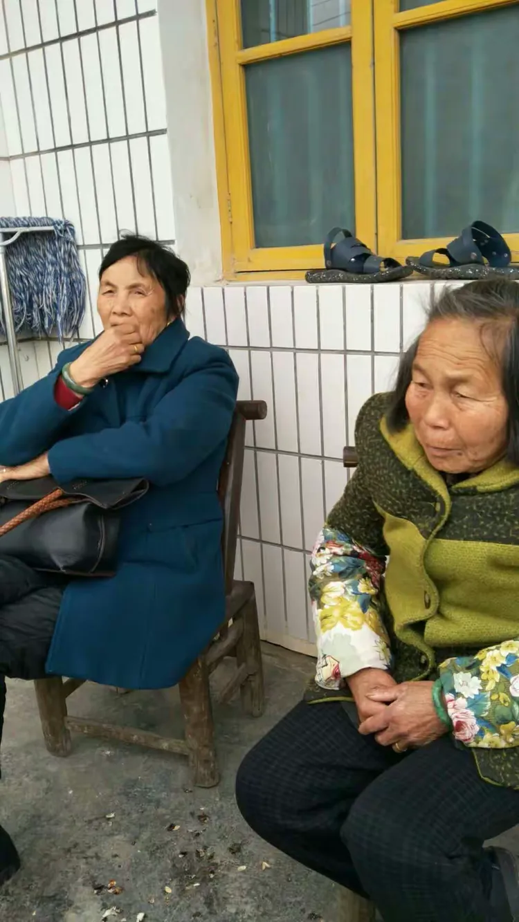 迟到年,他终于迎来自己的第一家家族的简单介绍 迟到年,他终于迎来自己的第一家家族的简单介绍