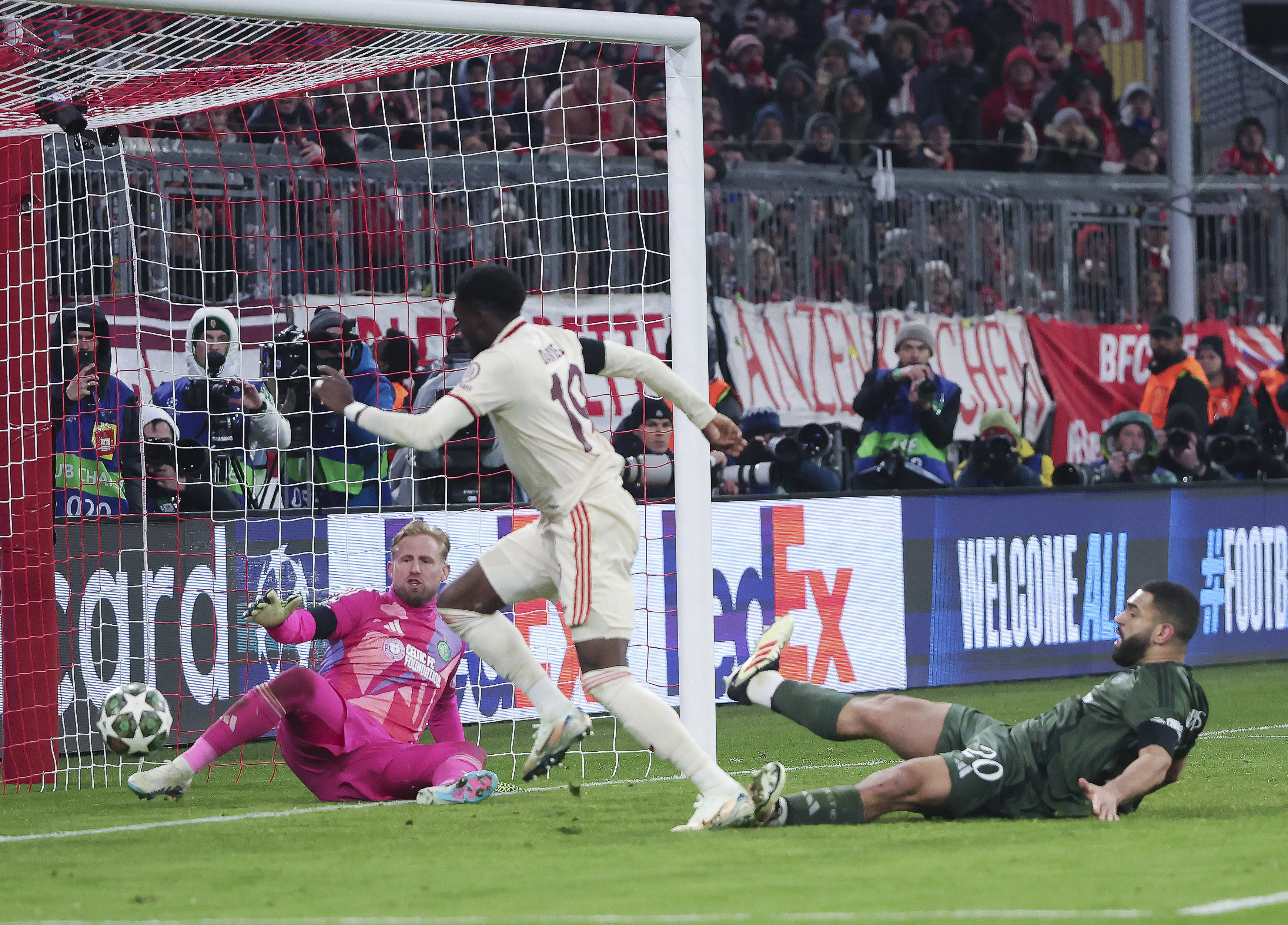 九游官网-AC米兰大胜马德里城，晋级欧冠四强