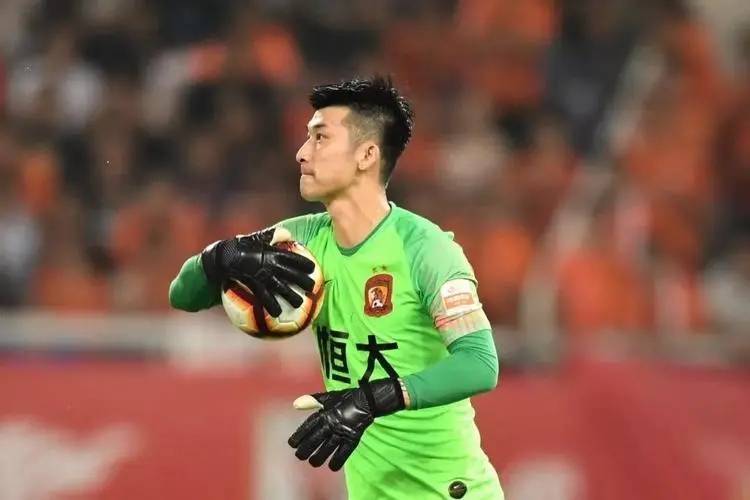 九游官网-毅腾客场战平恒大，豪取客场一分