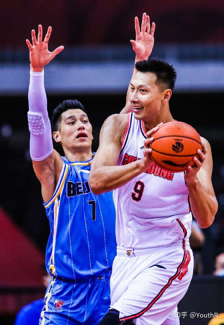 九游娱乐官方-雄鸡对决，赛场火爆场面令人叹为观止