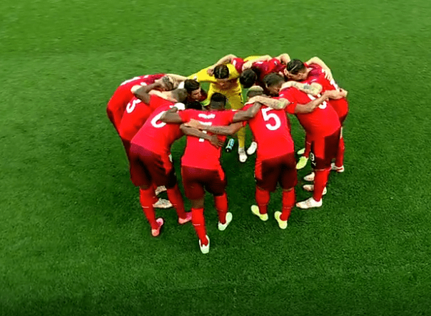 大热对决：豪门角逐对抗激动人心