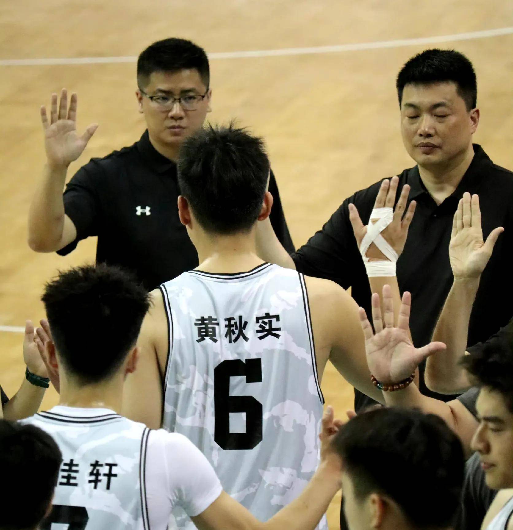 九游官网-辽宁男篮轻取湖南，稳居晋级第二！的简单介绍