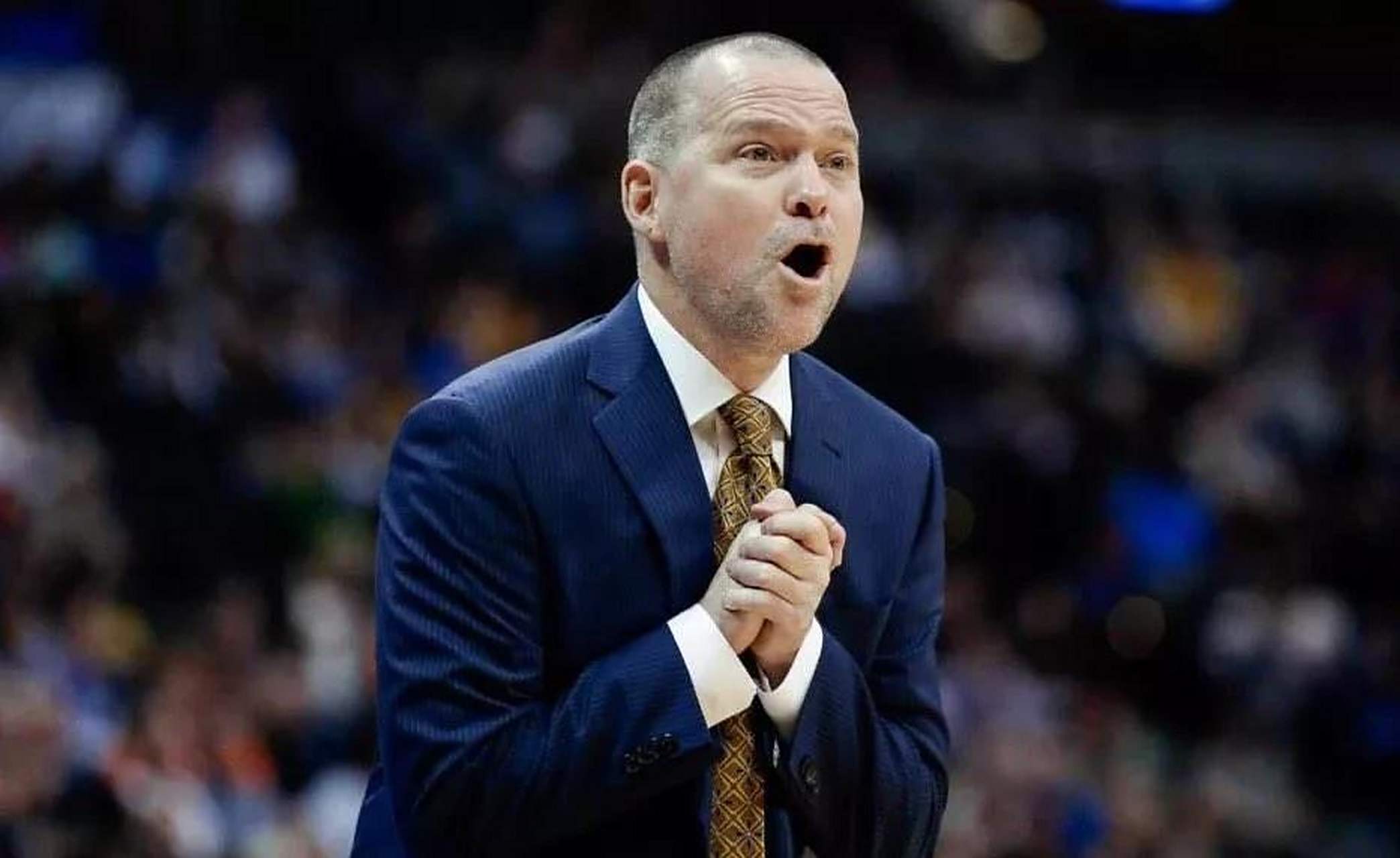 掘金队再遭败绩，逆袭爵士队