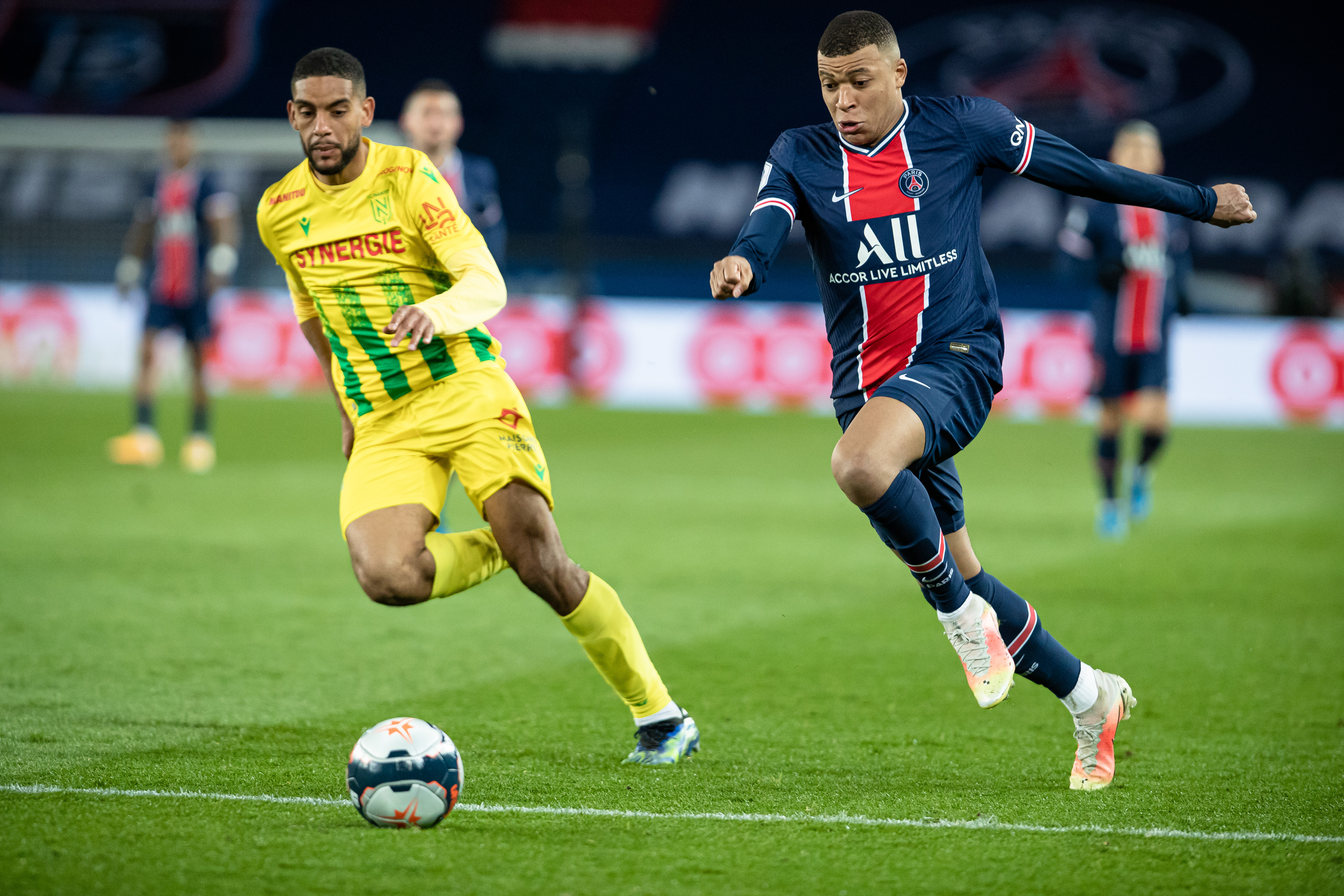 九游娱乐网页-南特主场失利,保级之路蒙阴累累