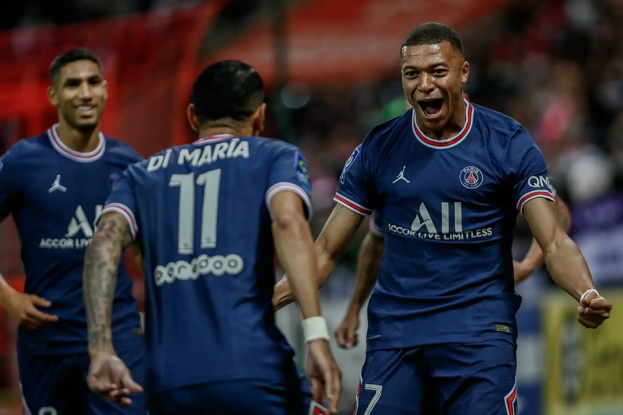 九游娱乐首页-进攻不利，皇家社会-负于拜仁，伊卢席耶弗射入制胜球