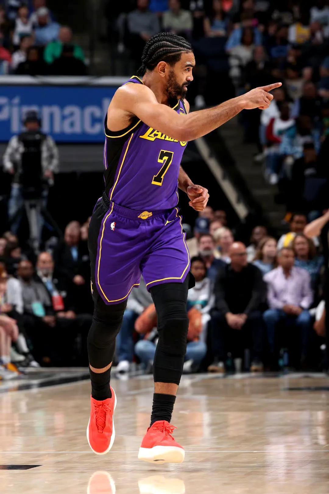 九游游戏-灰熊遭逢连败,考辛斯领军寻找突破口