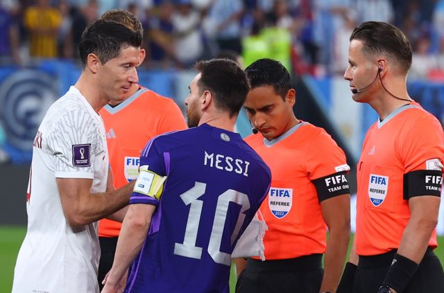 9you娱乐-法国遭遇波兰阻击,小组头名岌岌可危