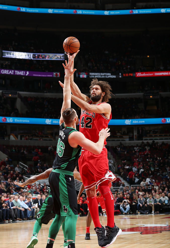 九游娱乐首页-谢尔顿再现单节神奇表现,绿衫军连胜的简单介绍