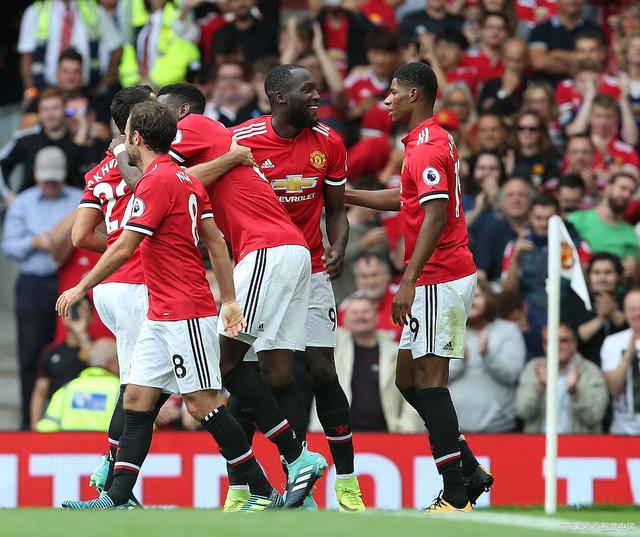 九游游戏-沙尔克04客场受挫,遭遇两连败