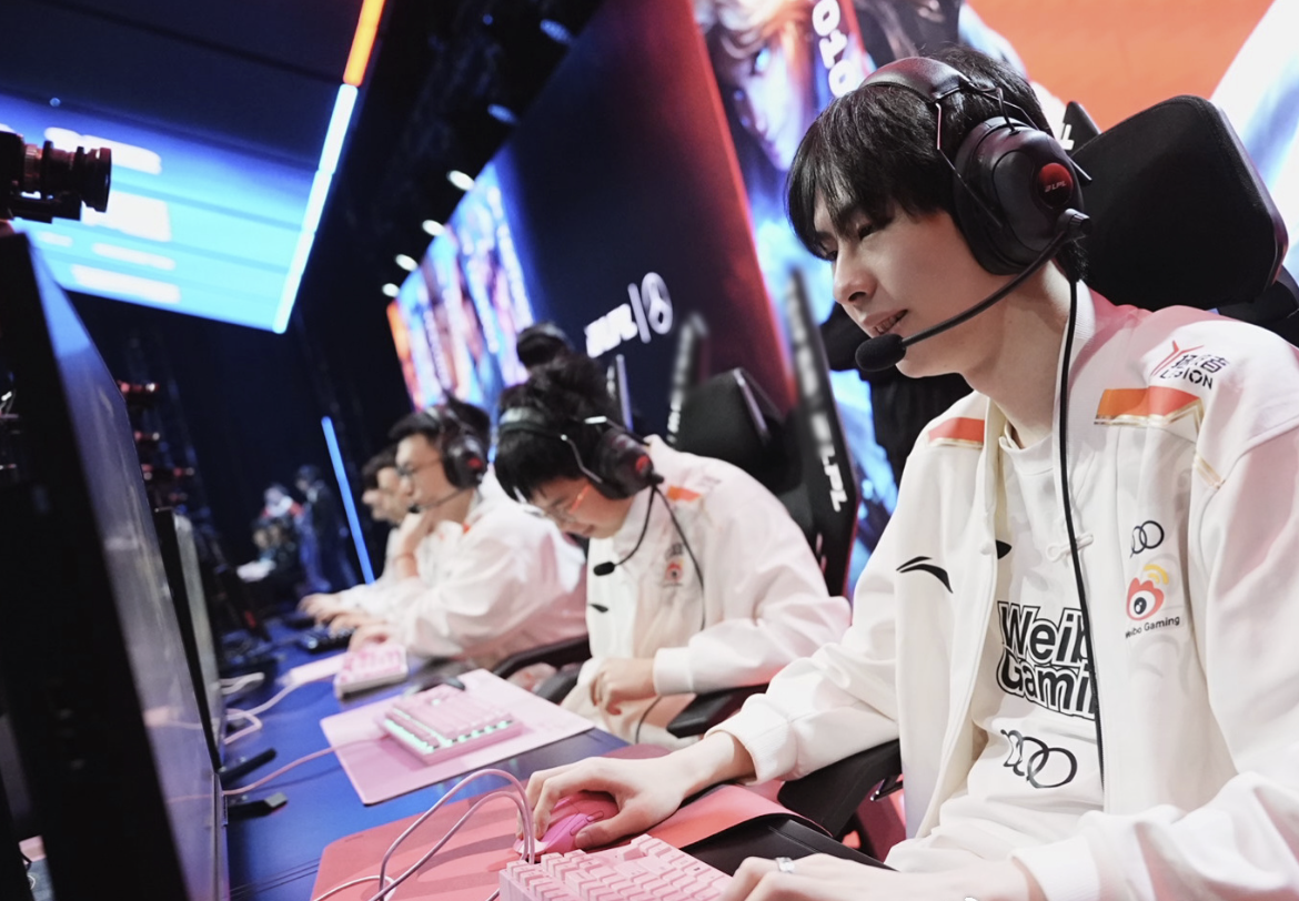 九游娱乐入口-WBG鏖战RNG,Bin极限生还后反打顶尖较量淘汰赛,留下经典瞬间