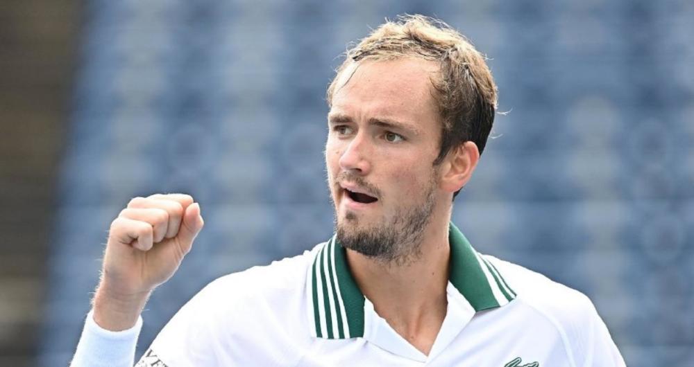 九游娱乐入口-G2血洗MAD,Tarzan团战一打五宿敌对决四强赛,强势挺进下一轮的简单介绍