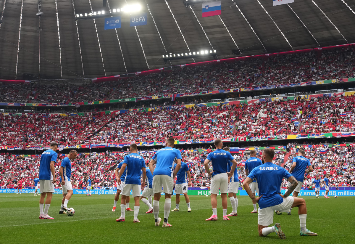 回顾欧洲足球赛事精彩瞬间 回顾欧洲足球赛事精彩瞬间